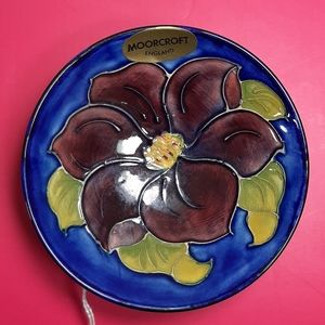 Vintage Moorcroft pottery England